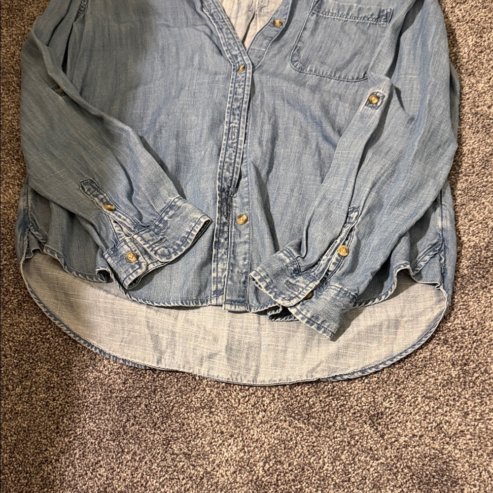 American Eagle Outfitters Light Blue Boyfriend Fit Shirt - Picture 3 of 5